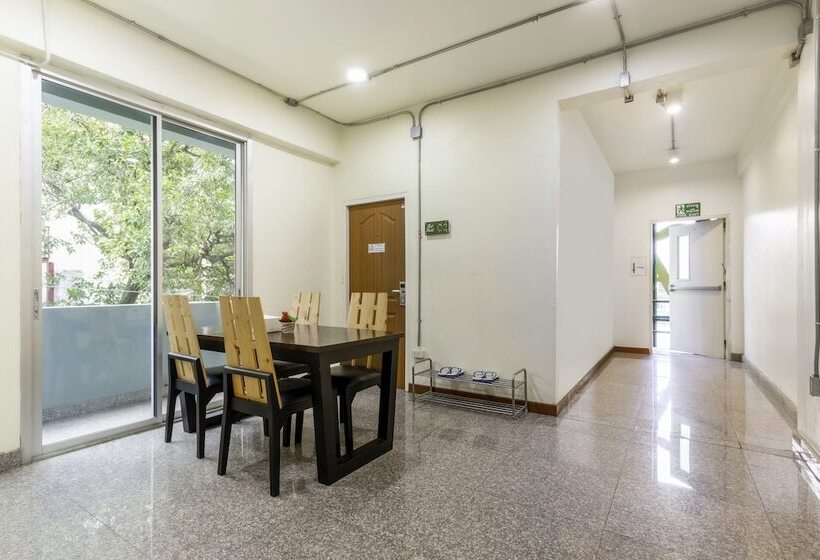 Leaf Hostel Chiang Mai