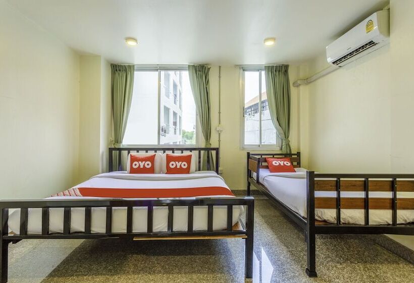 Leaf Hostel Chiang Mai