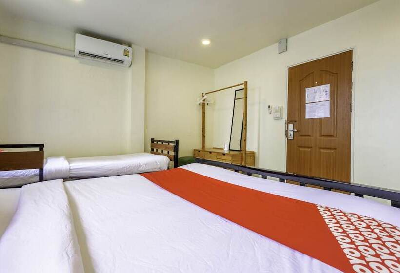 Leaf Hostel Chiang Mai