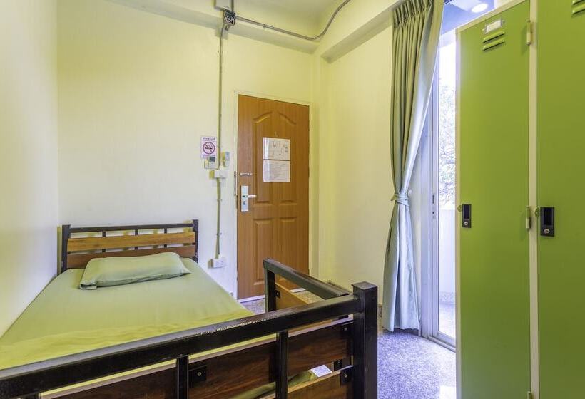 Leaf Hostel Chiang Mai