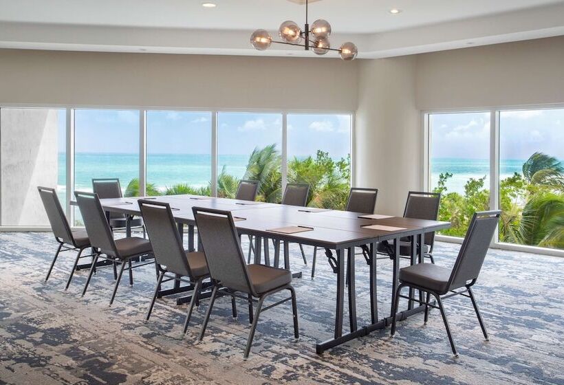 Doubletree Resort & Spa By Hilton Ocean Pointn. Miami Beach