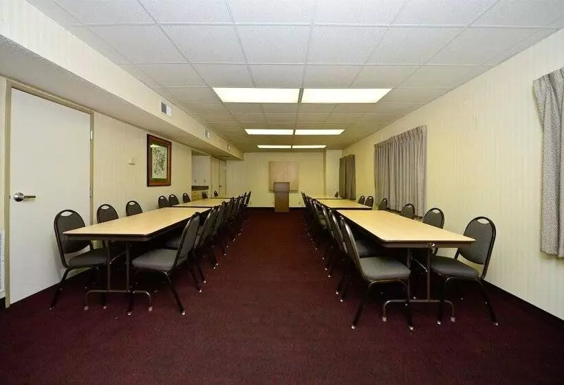 هتل America S Best Value Inn And Suites   Jackson