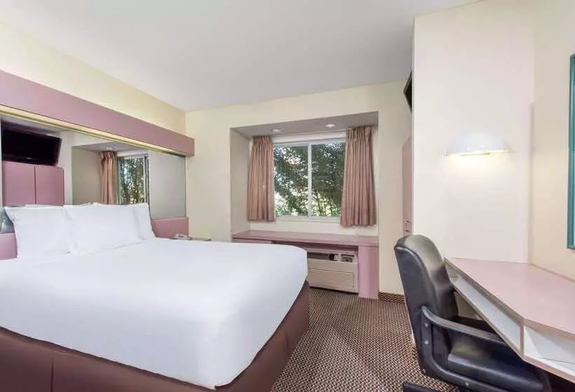 هتل Knights Inn Allentown