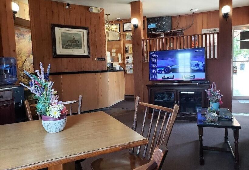 Отель Mansfield Inn