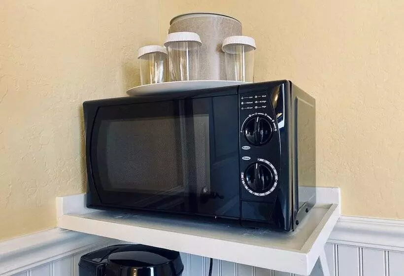 ホテル Monterey Bay Lodge