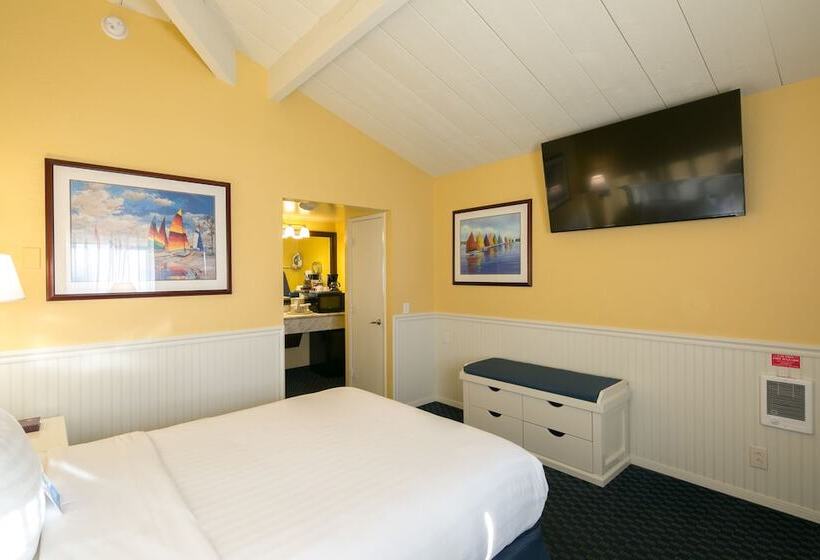 هتل Monterey Bay Lodge
