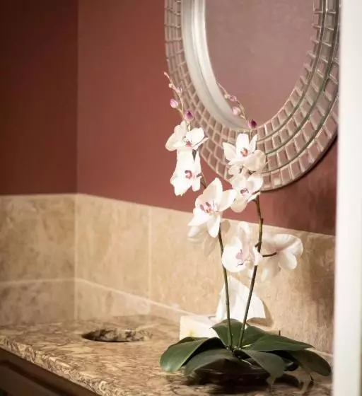 호텔 Monument Inn & Suites