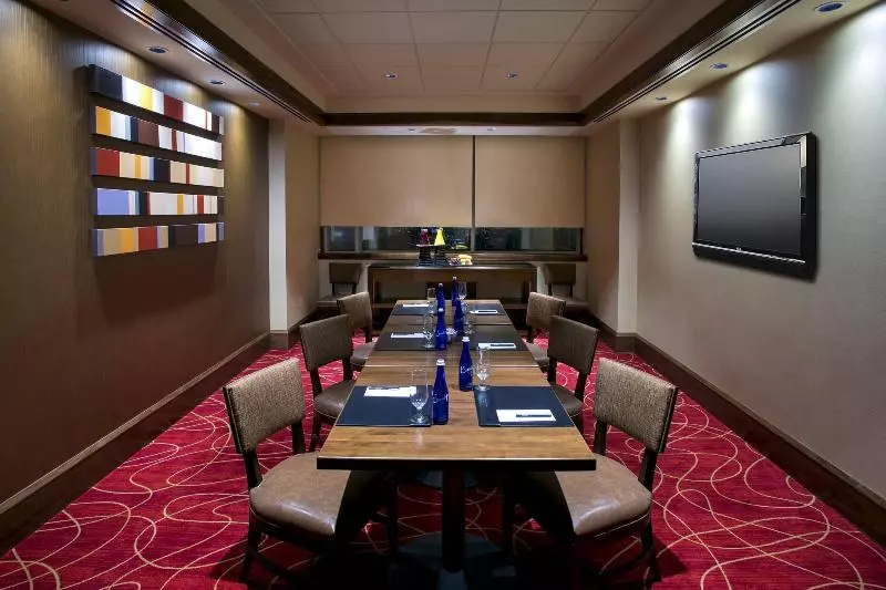 هتل Philadelphia Airport Marriott