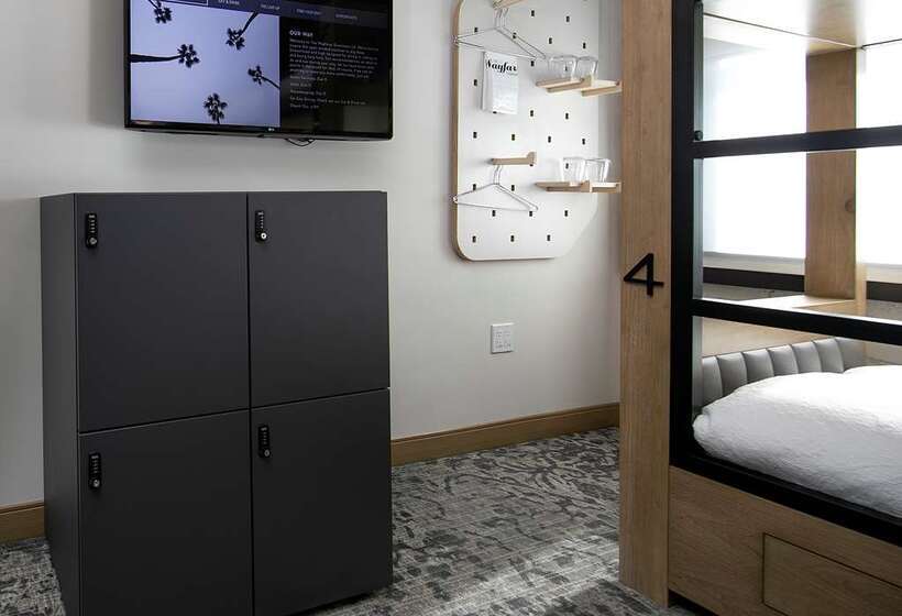 בית מלון כפרי The Wayfarer Downtown La, Tapestry Collection By Hilton