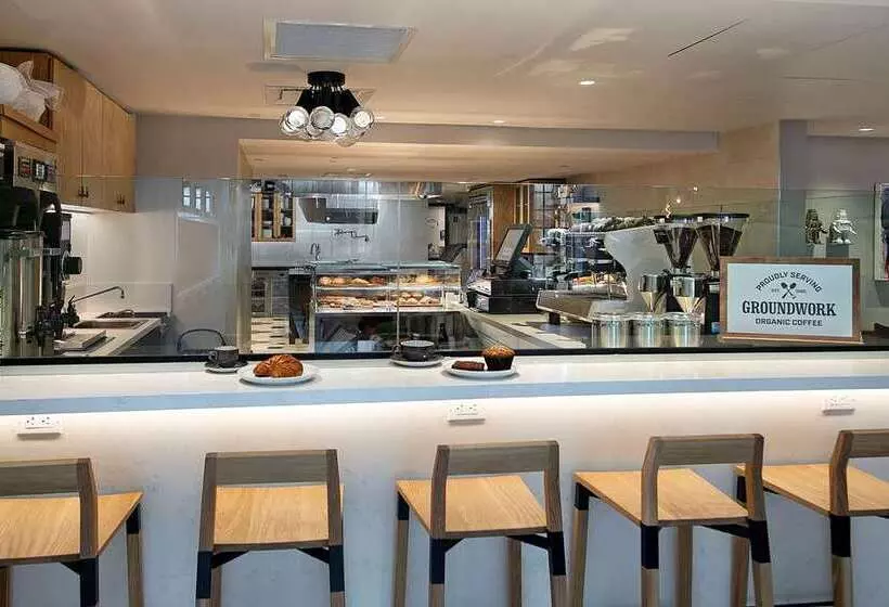 هتل The Wayfarer Downtown La, Tapestry Collection By Hilton