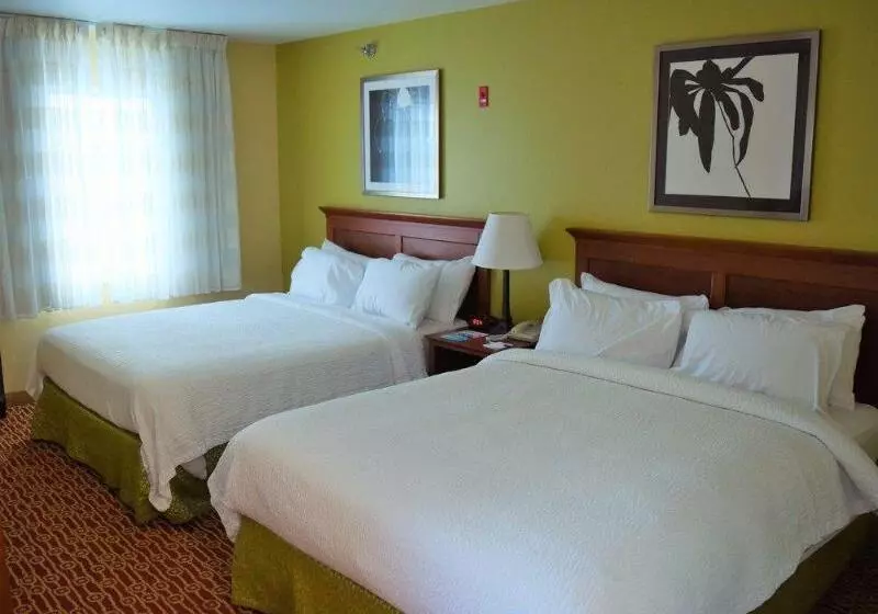 هتل Towneplace Suites Sioux Falls