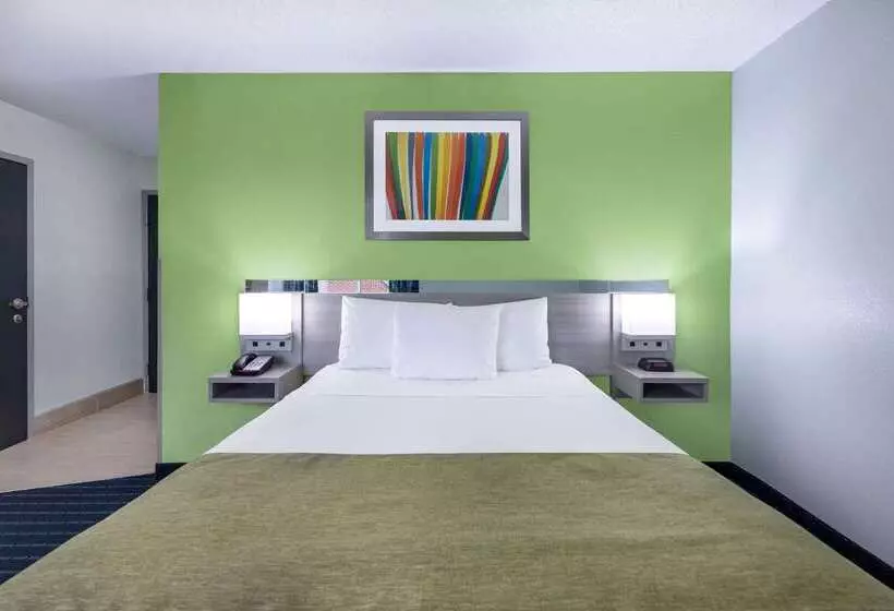 Microtel Inn By Wyndham Lake Norman