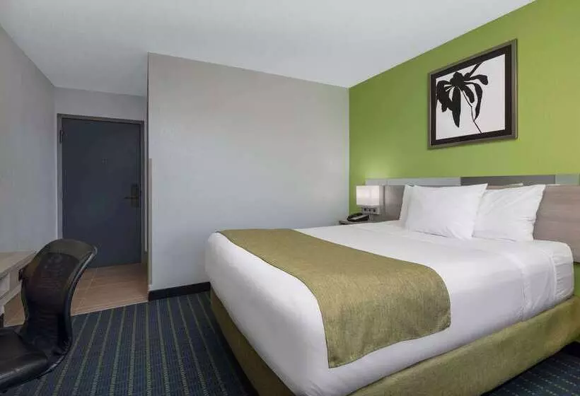 Microtel Inn By Wyndham Lake Norman