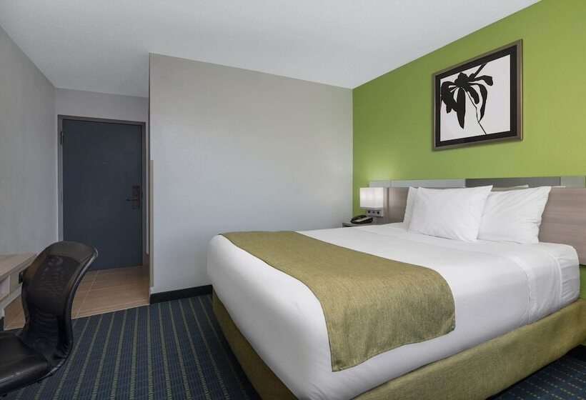 Microtel Inn By Wyndham Lake Norman