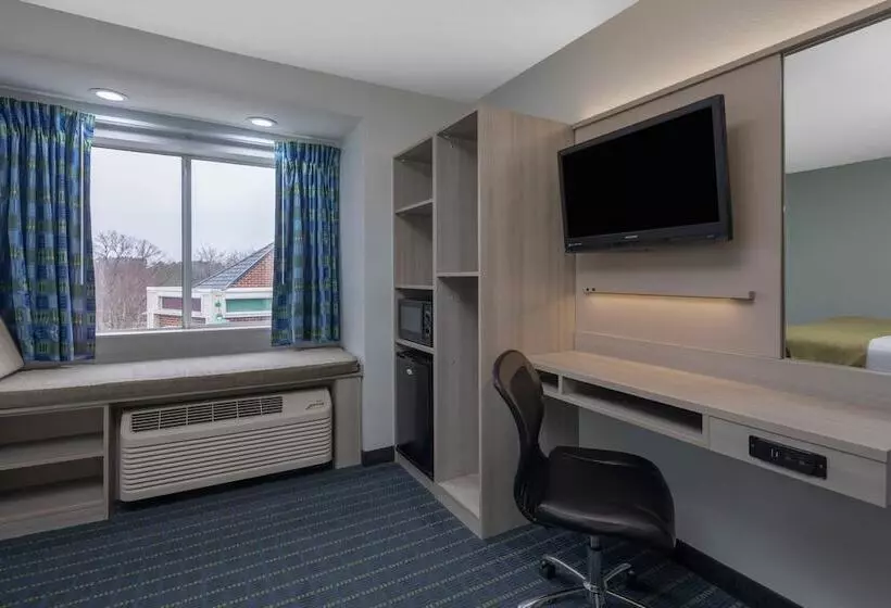 Microtel Inn By Wyndham Lake Norman