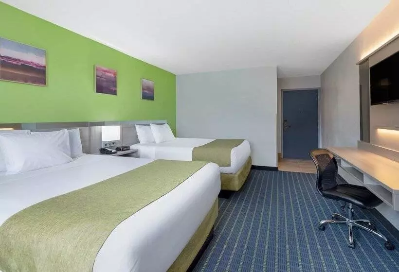 Microtel Inn By Wyndham Lake Norman