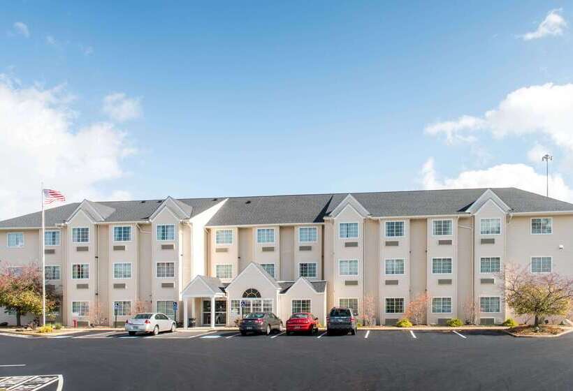 Microtel Inn And Suites North Canton