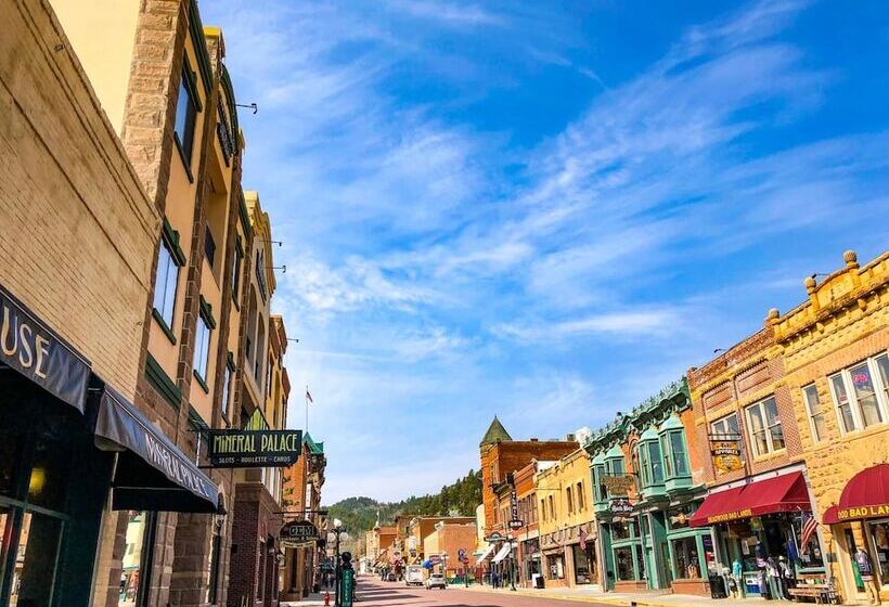 Mineral Palace Hotel & Gaming