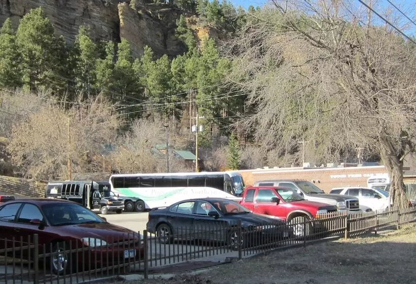 Mineral Palace Hotel & Gaming