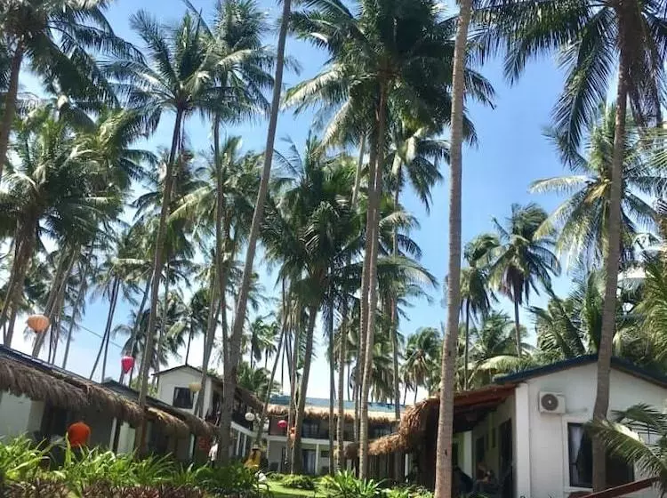 هتل The Legend Coco Beach