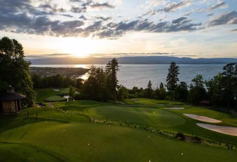 ベッドアンドブレックファースト Le Manoir Du Golf