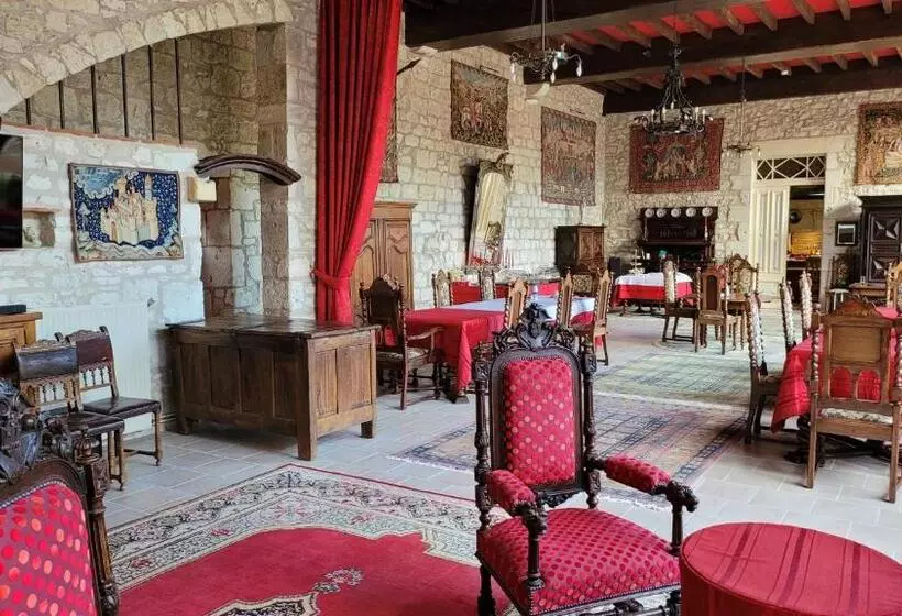 ペンション Château De Scandaillac