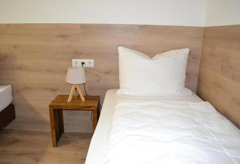 Albergue Forest Rooms