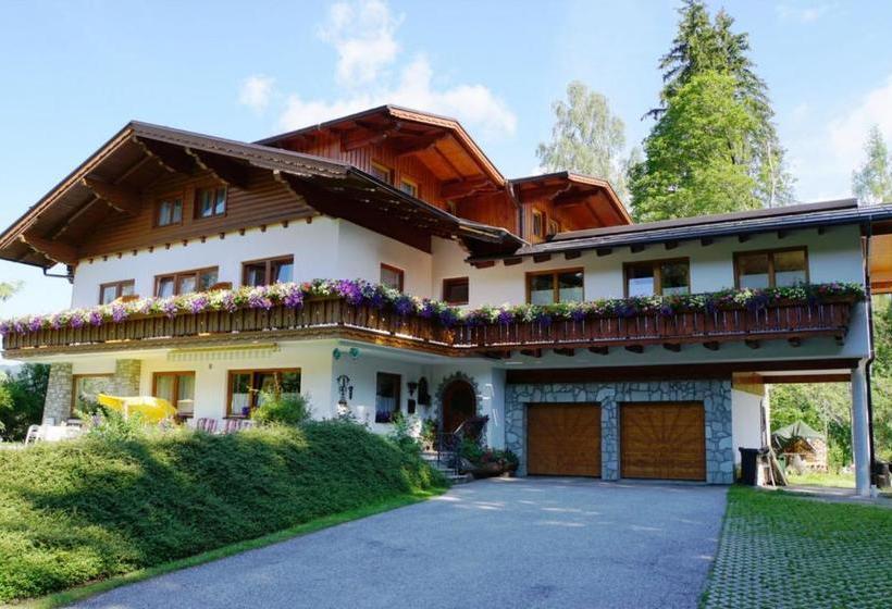 مبيت وإفطار Landhaus Wieser