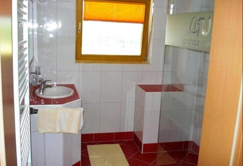 مبيت وإفطار Landhaus Wieser