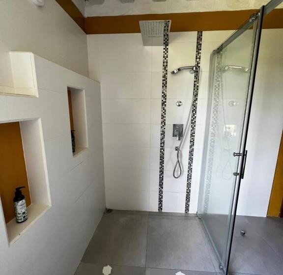 בית מלון כפרי Hacienda Jimenita Wildlife Reserve