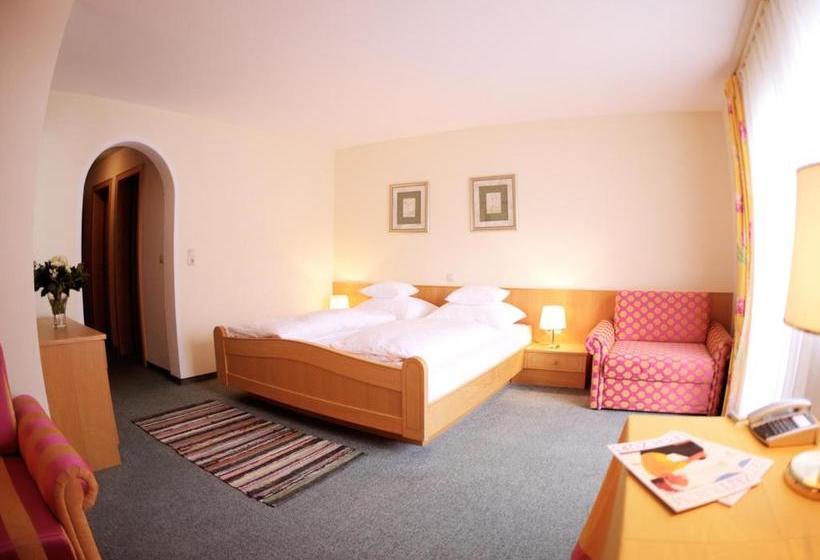 فندق Pension Grissemann