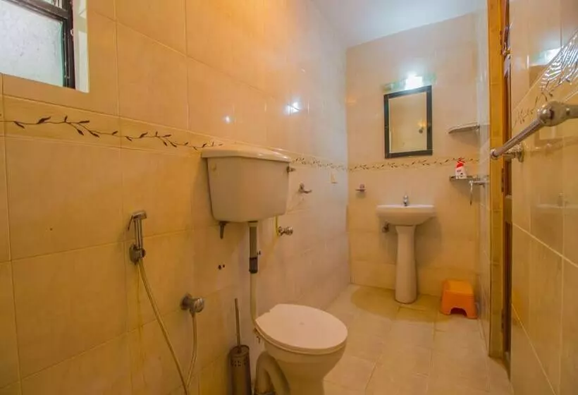 Oyo 12867 Home Luxurious 2bhk Near Airport