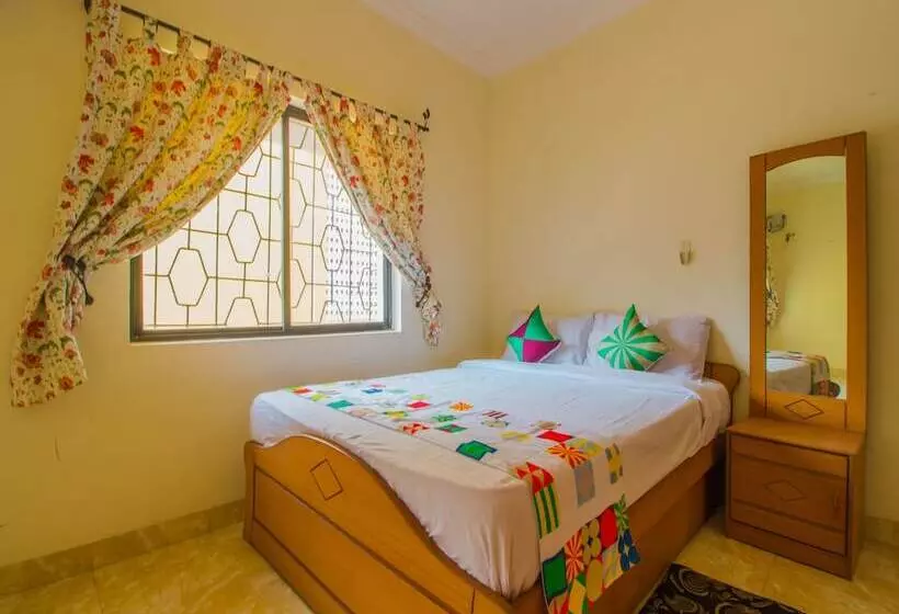 Oyo 12867 Home Luxurious 2bhk Near Airport