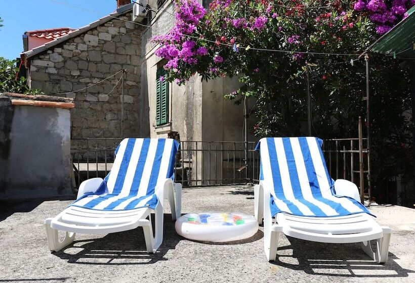 بنسيون Luxury Lidija Rooms