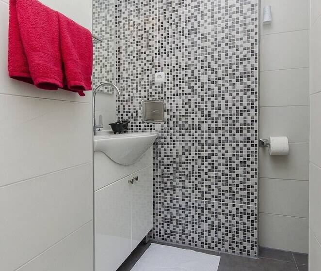 بنسيون Luxury Lidija Rooms