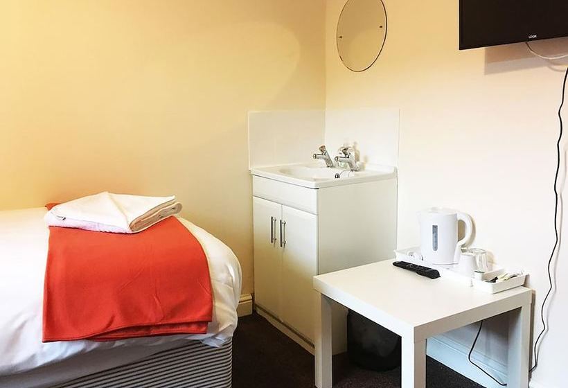 פנסיון Polygon Guest House