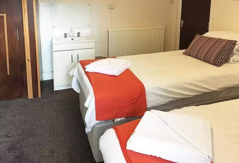 ペンション Polygon Guest House