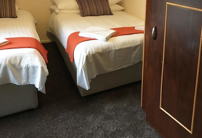 פנסיון Polygon Guest House