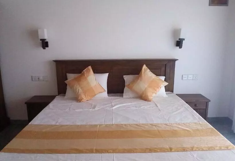 Turtle Paradise Villa & Restaurant