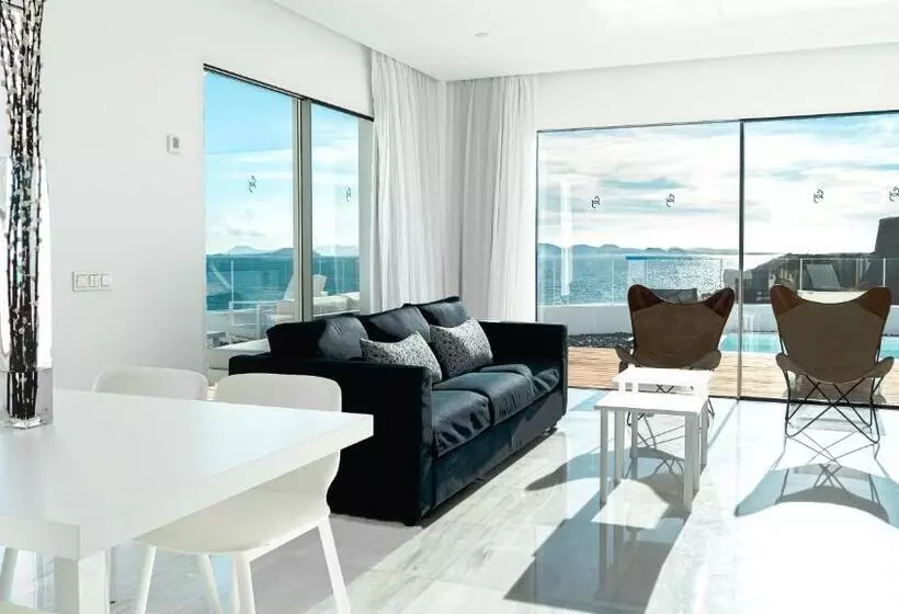 Calalanzarote Suites Hotel   Adults Only