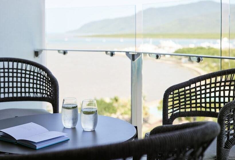 ホテル Crystalbrook Flynn