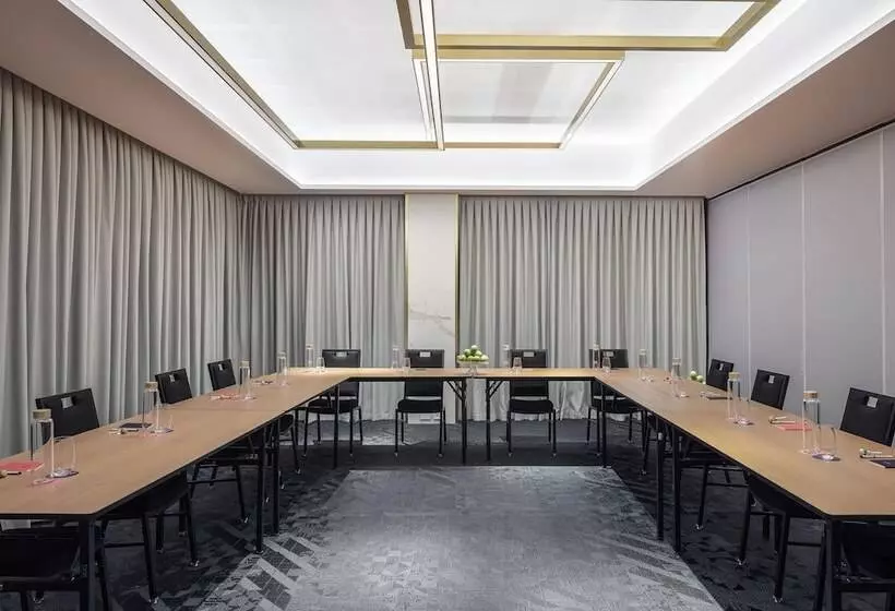 Hotelli Crystalbrook Flynn