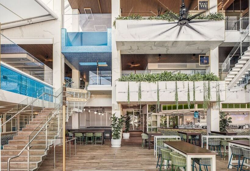 ホテル Crystalbrook Flynn