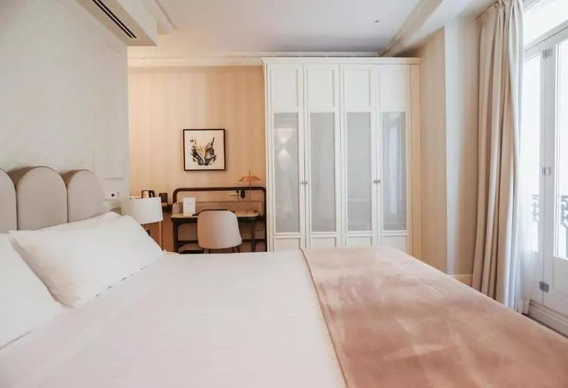 هتل Myr Palacio Vallier