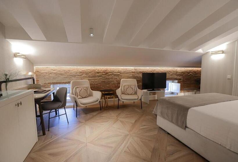 בית מלון כפרי Myr Palacio Vallier