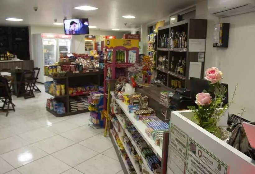 Hotelli Loura Pousada