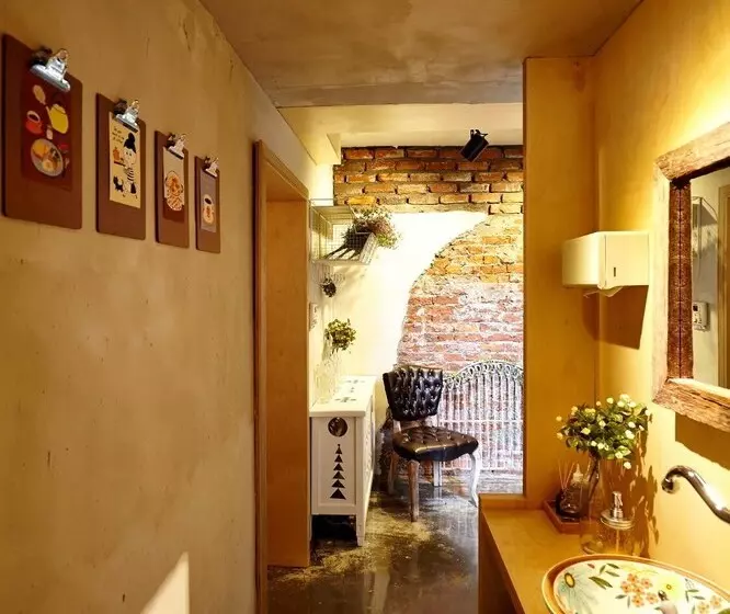 פנסיון Hide & Seek Guesthouse
