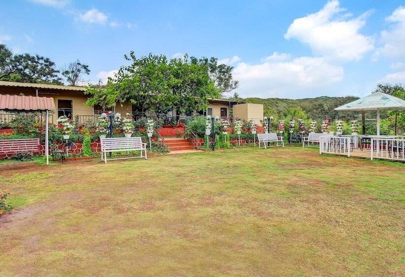 پانسیون Treebo Garden Cottage & Lawn Mahabaleshwar