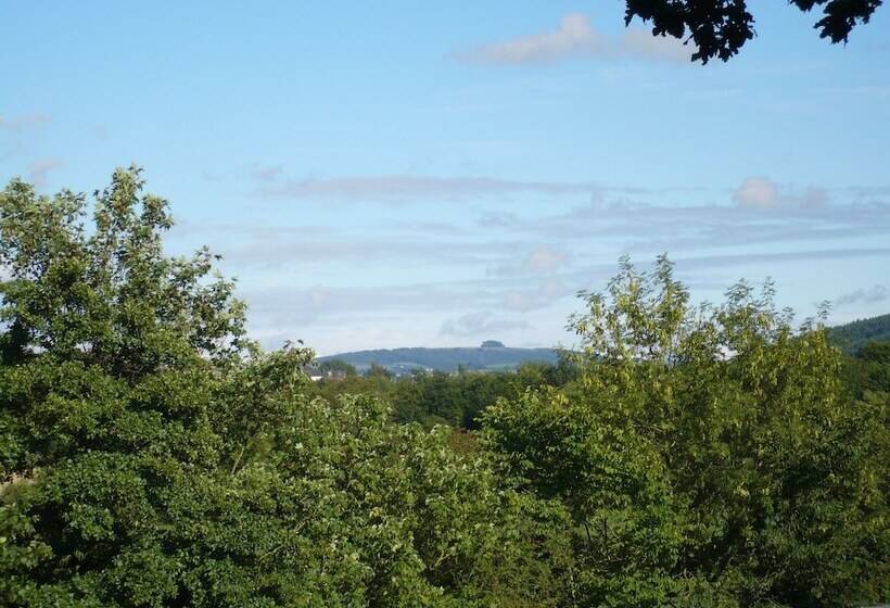 Garden Cottage & Granary