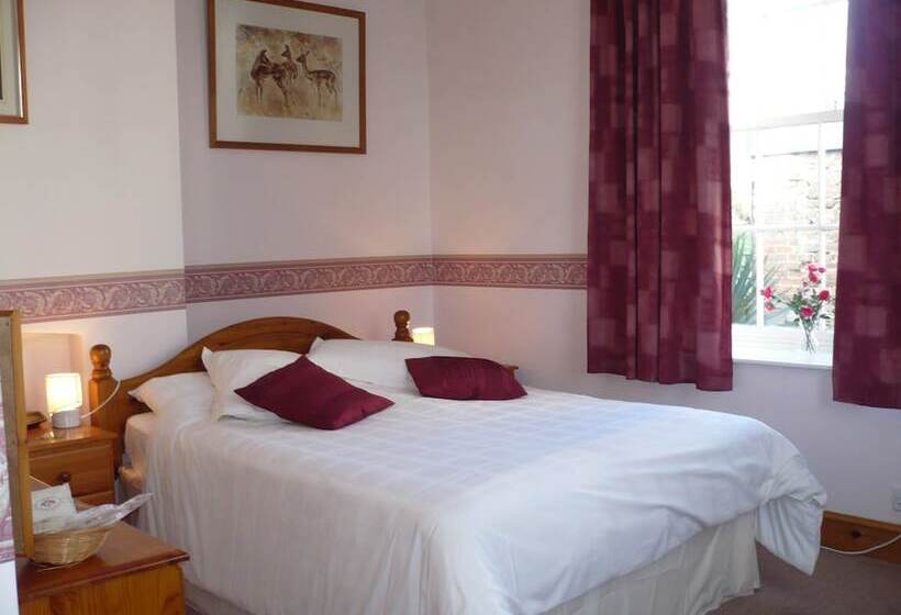 Garden Cottage & Granary